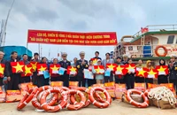 Bộ Tư lệnh Vùng 3 Hải quân đưa mùa xuân đến với đảo tiền tiêu Lý Sơn