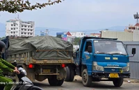 Làm rõ vụ hàng chục xe tải chở xà bần đổ vào công trình ở trung tâm Đà Nẵng
