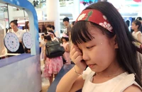 Hoa hậu H’Hen Niê giao lưu cùng các bé gái có hoàn cảnh khó khăn ở Đà Nẵng