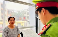 Bắt tạm giam người cho vay lãi nặng, người vay cũng bị khởi tố vì lừa đảo