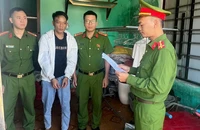 Phát hiện 3 người 'chơi' ma tuý đá trong nhà nghỉ