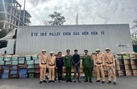 Phát hiện xe tải chở 111.000 bao thuốc lá trên địa bàn Quảng Trị