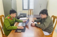 Sa vào đánh bạc online, thiếu niên 17 tuổi bị khởi tố