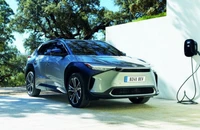 Toyota tuyên bố không từ bỏ động cơ đốt trong