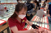 USD tăng giá cao nhất 20 năm qua khiến vàng sụp đổ 