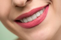 Ăn những thực phẩm này, hàm răng của bạn sẽ bị biến đổi ra sao?