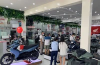 Người Nhật cũng mê xe máy Honda không kém người Việt