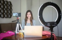 Để biến bán hàng livestream thành tiền, doanh nghiệp cần nói thật