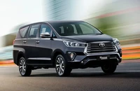 Mua xe Toyota với giá 595 triệu đồng vào lúc này, người mua phải chờ đến nửa năm mới được giao xe