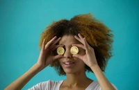 Giá tiền số bitcoin áp đảo giá vàng