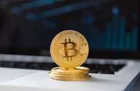 Tiền số bitcoin lại bùng nổ, lên mức cao nhất mọi thời đại