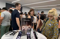 Muốn sản xuất thêm điện thoại iPhone, cần phải trả thêm tiền