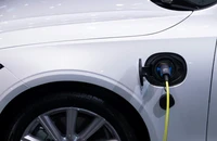 Những bất lợi khi mua ô tô Toyota hybrid 