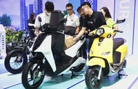 Vì sao xe điện VinFast gây sức ép mạnh lên xe máy Honda?