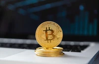 Tiền số Bitcoin có phải là tài sản trú ẩn an toàn như vàng?