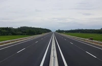 Cao tốc Đà Nẵng-Quảng Ngãi sẽ thông xe ngày 30-7