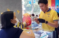 Chênh lệch giữa giá vàng SJC trong nước với thế giới liên tục tăng trong những ngày gần đây, có thời điểm chênh lệch lên tới gần 20 triệu đồng/lượng.
