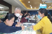 Trong tháng 1-2024, Ngân hàng Nhà nước sẽ đề xuất sửa đổi, bổ sung một số cơ chế quản lý thị trường vàng để phù hợp với bối cảnh mới của thị trường. Ảnh: THÙY LINH