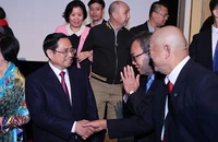 Thủ tướng gặp kiều bào tại Mỹ: 'Nước Việt Nam là một, dân tộc Việt Nam là một'
