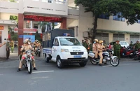 Bình Thạnh ra quân tập trung xử lý vi phạm an toàn giao thông 