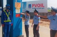 29 Tết, Bộ trưởng Công Thương ký công điện khẩn về tình hình xăng dầu
