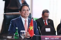 Hội nghị Cấp cao ASEAN lần thứ 42 kết thúc, thông qua 10 văn kiện quan trọng