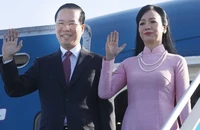 Chủ tịch nước và phu nhân lên đường thăm Áo, Italy và Tòa thánh Vatican