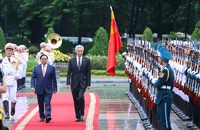 Thủ tướng Phạm Minh Chính chủ trì lễ đón Thủ tướng Lý Hiển Long