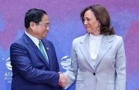 Thủ tướng Chính phủ gặp Thủ tướng Canada, Phó Tổng thống Mỹ