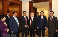 Hình ảnh Tổng Bí thư cùng các đại biểu tại phiên khai mạc Hội nghị Trung ương 8