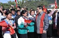 Thủ tướng Phạm Minh Chính dự ngày hội Đại đoàn kết trên quê hương anh hùng Mùa A Páo