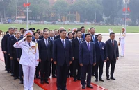 Tổng Bí thư, Chủ tịch nước Trung Quốc Tập Cận Bình vào Lăng viếng Chủ tịch Hồ Chí Minh