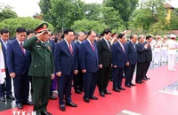 Các lãnh đạo, nguyên lãnh đạo Đảng, Nhà nước viếng Lăng Chủ tịch Hồ Chí Minh nhân Ngày sinh của Bác