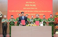 Chánh Văn phòng Trung ương Đảng Nguyễn Duy Ngọc bàn giao công tác ở Bộ Công an