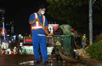 Anh Nguyễn Hữu Khương có 17 năm công tác tại Công ty Dịch vụ công ích quận Bình Thạnh.