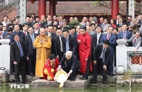 Tổng Bí thư Nguyễn Phú Trọng - Tấm gương khiêm tốn, mẫu mực, giản dị