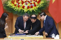 2 Thủ tướng Việt Nam - Trung Quốc cùng làm tranh Đông Hồ, thưởng lãm dân ca Quan họ
