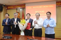 Nhân sự tuần qua: Bổ nhiệm 3 Trợ lý Chủ tịch Quốc hội, Trưởng Ban Tổ chức Trung ương