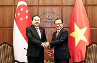 Chủ tịch Quốc hội kết thúc chuyến thăm Singapore, lên đường thăm Nhật Bản