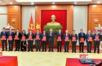 Bộ Chính trị công bố chức năng, nhiệm vụ 13 cơ quan, đơn vị hoàn thành sắp xếp