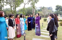 Phu nhân Ngô Phương Ly gặp mặt, nghe hòa nhạc ngoài trời với Nhóm Phụ nữ Cộng đồng ASEAN