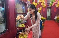 Rực rỡ 'Chuyến tàu Xuân' đêm giao thừa