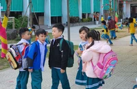 Bộ Chính trị quyết định miễn toàn bộ học phí cho học sinh các cấp hệ công lập