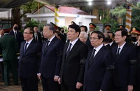 Lãnh đạo Đảng, Nhà nước ghi sổ tang tiễn biệt nguyên Chủ tịch nước Trần Đức Lương
