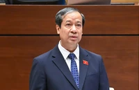 Chất vấn Bộ trưởng Nguyễn Kim Sơn, đại biểu mong sớm chấm dứt 'kinh hoàng' của kỳ thi vào lớp 10