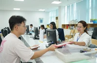 Từ 31-12, truy xuất dữ liệu để giải quyết thủ tục cho người dân chỉ với 1 'cú chạm tay'