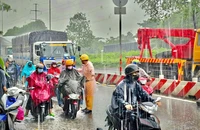 CSGT TP.HCM nêu nhiều biện pháp ứng phó mưa bão, triều cường