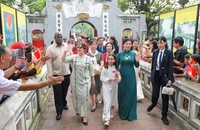 Phu nhân Ngô Phương Ly tái ngộ Phu nhân Lis Cuesta Peraza tại Hà Nội
