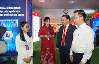 Máy bay không người lái CT UAV, kỳ lân Fintech MoMo... 'lên sàn' tại triển lãm chào mừng Đại hội Đảng bộ TP.HCM 