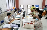 Viên chức sẽ hết cảnh 'biên chế suốt đời'?